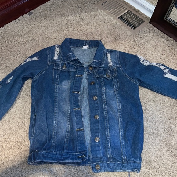Jean jacket - Picture 1 of 1